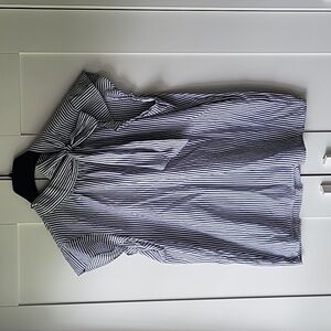 EUC Ann Taylor blue and white blouse